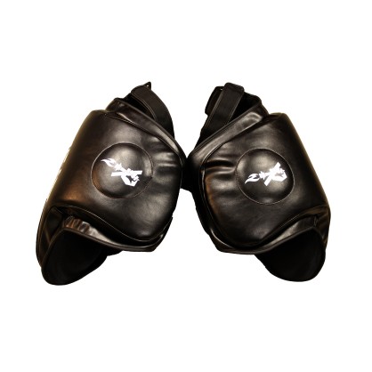 Right Combat Thigh Guard – Leather | Brave Art