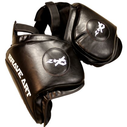 Left Combat Thigh Guard – Leather | Brave Art
