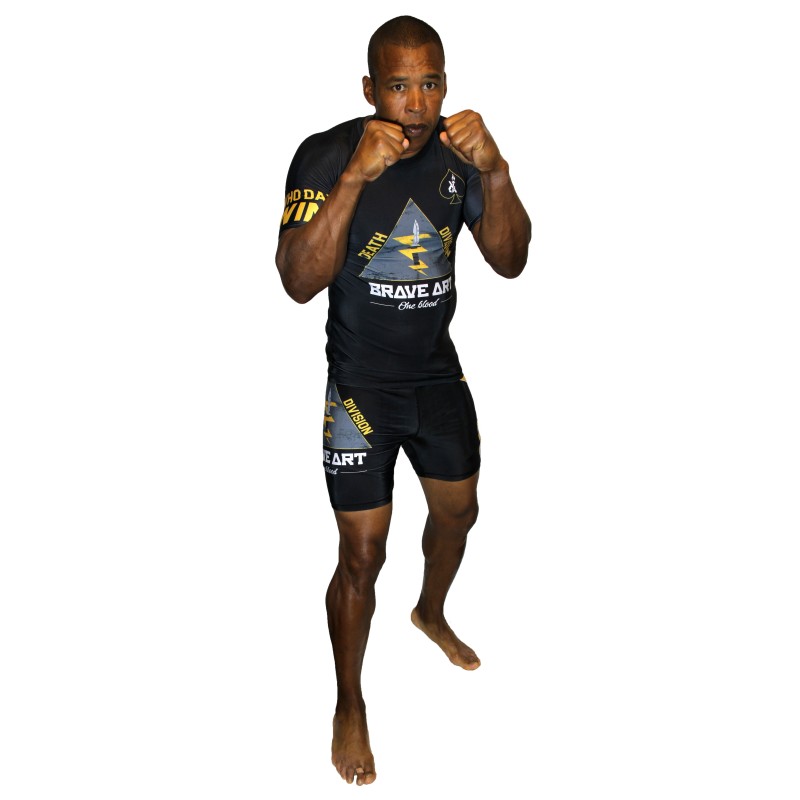 Rashguard a Maniche Corte Dares Brave Art Rashguard a Maniche Corte Dares Brave Art