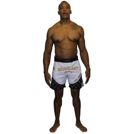 MMA Shorts Octogone Brave Art – Weiß | Widerstand & Beweglichkeit