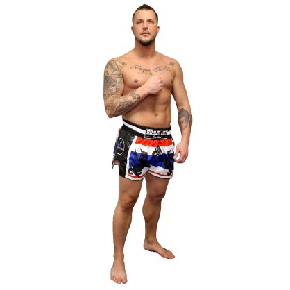 Muay-Thai Shorts Brave Art – Weiß Blau Rot | Löwenkraft & Bewegungsfre